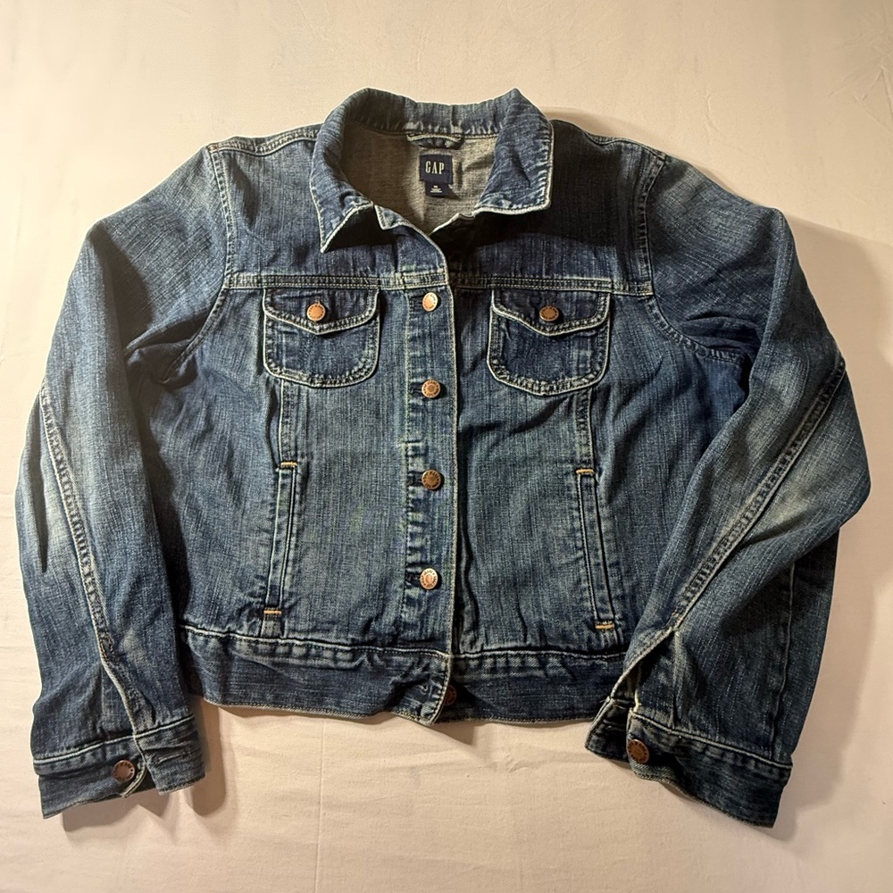 GAP Women's Medium Blue Denim Jacket